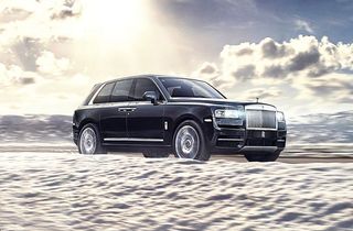 Rolls-Royce Cullinan front view